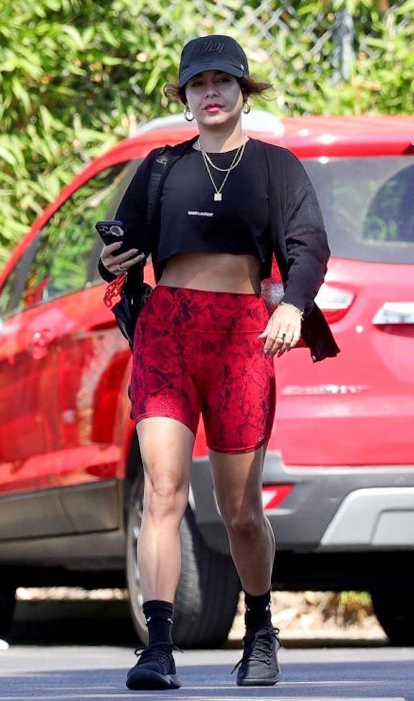 Los Angeles, Vanessa Hudgens look da palestra .... animalier!