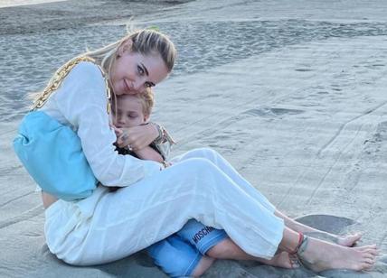 Forte dei Marmi: Chiara Ferragni in vacanza con i figli Leone e Vittoria
