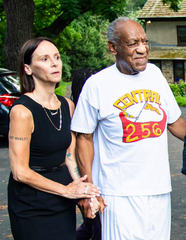 Bill Cosby scarcerato: annullata la sentenza di violenza sessuale