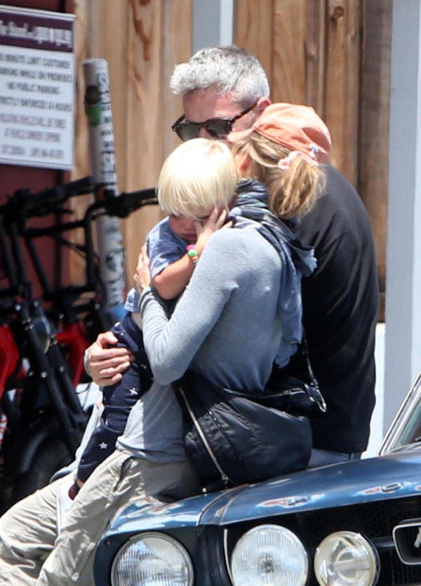 California,Renee Zellweger,Ant Anstead, cons uo figlio Archie fanno sul serio