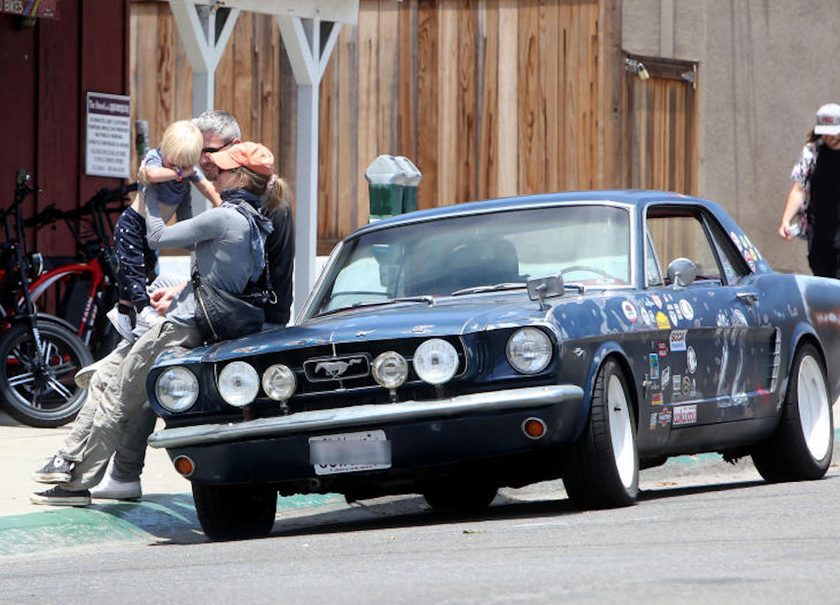 California,Renee Zellweger,Ant Anstead, cons uo figlio Archie fanno sul serio