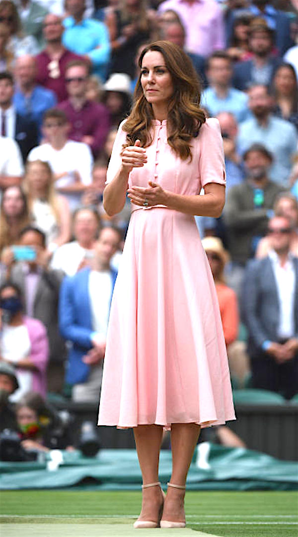 Wimbledon, Kate Middleton in abito rosa alla Finale del torneo di tennis