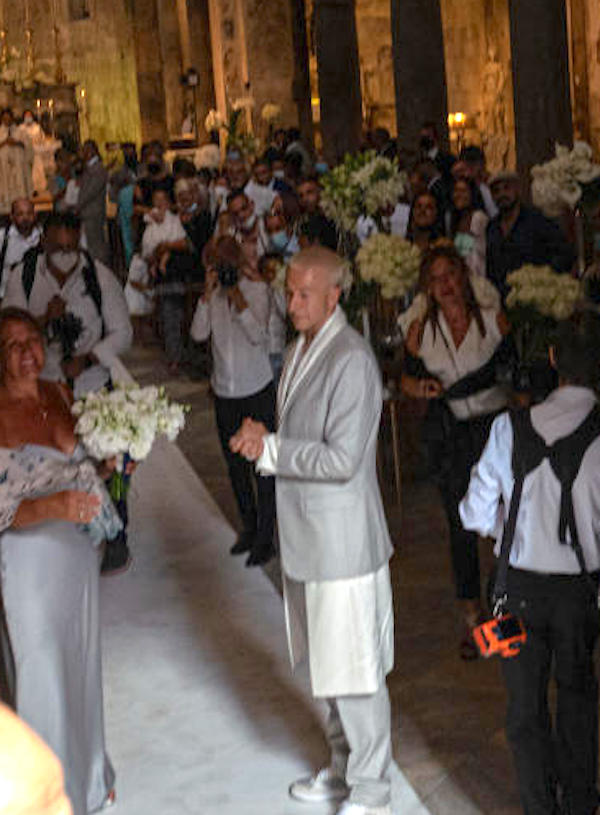 Carrara, Matrimonio di Federico Bernardeschi e Veronica Ciardi presso il Duomo
