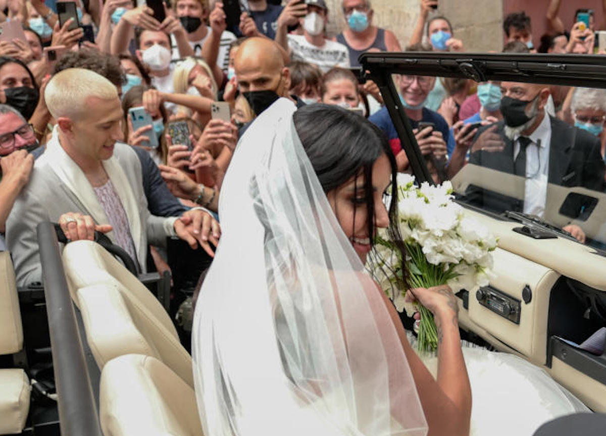 Carrara, Matrimonio di Federico Bernardeschi e Veronica Ciardi presso il Duomo