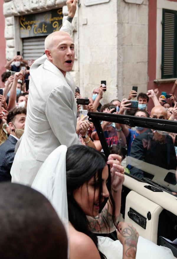 Carrara, Matrimonio di Federico Bernardeschi e Veronica Ciardi presso il Duomo