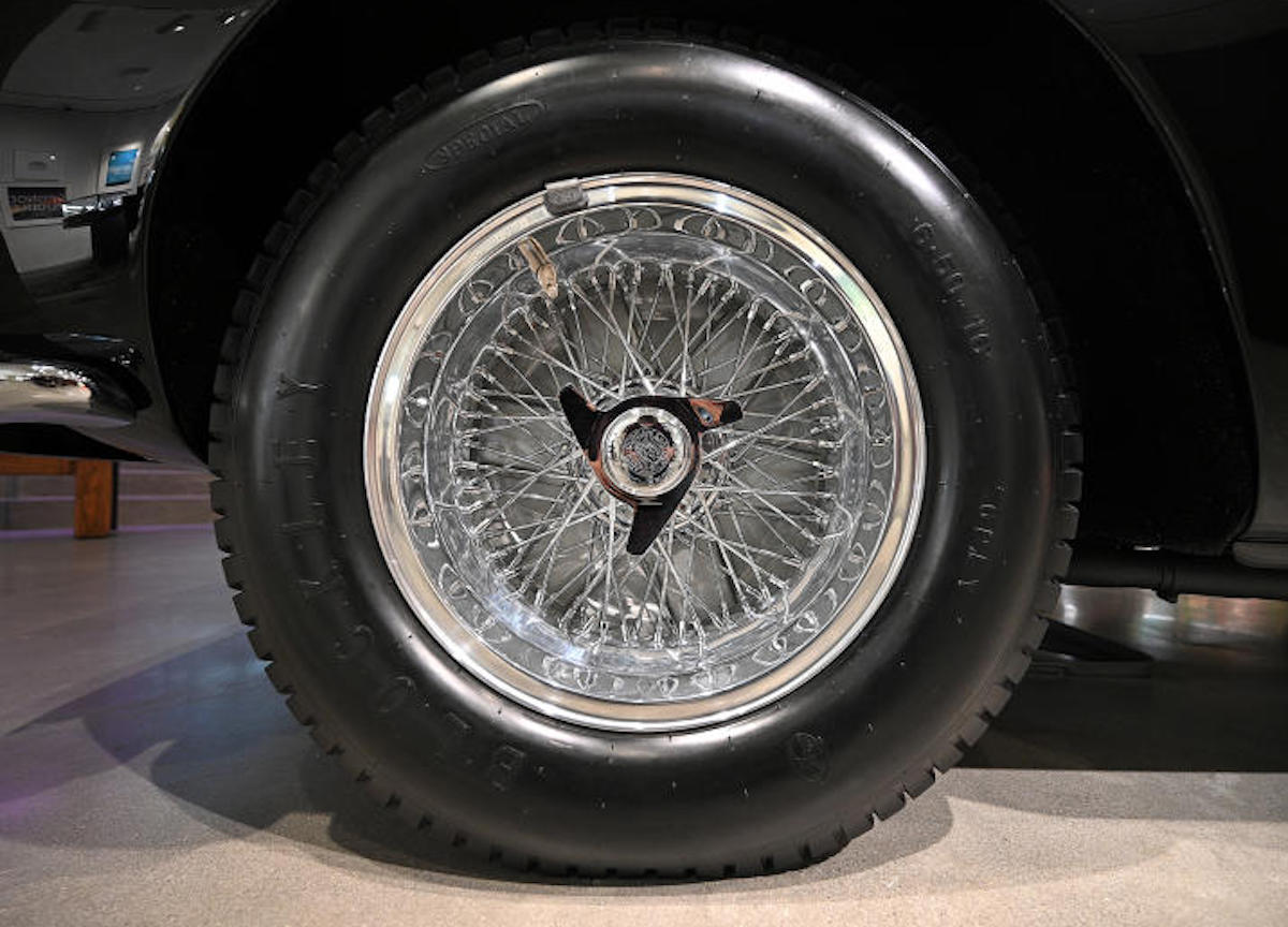 NY,1 delle 12 Ferrari 410 Superamerica Coupe Series III '59 in asta 18 mil USD