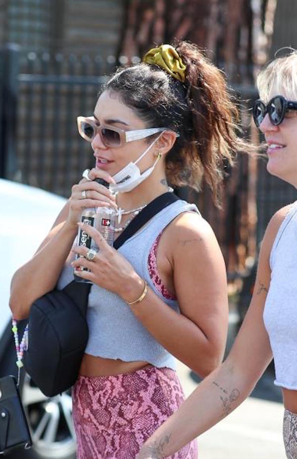 West Hollywood, Vanessa Hudgens e GG Magree escono dalla palestra DogPound