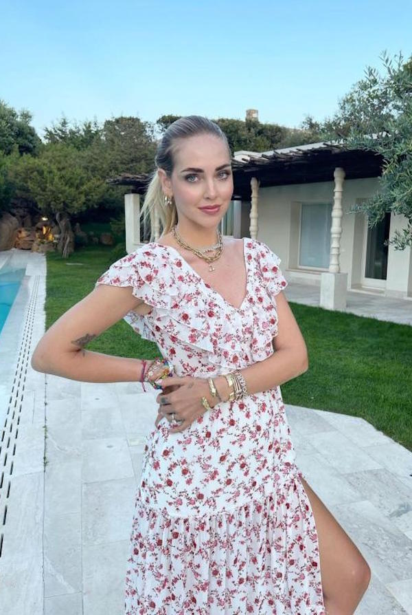 Chiara  Ferragni,Il marito Fedez con Leone e Vittoria in vacanza in Sardegna 