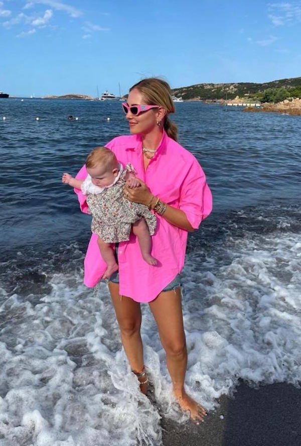 Chiara Ferragni,Il marito Fedez con Leone e Vittoria in vacanza in Sardegna Chiara Ferragni,Il marito Fedez con Leone e Vittoria in vacanza in Sardegna