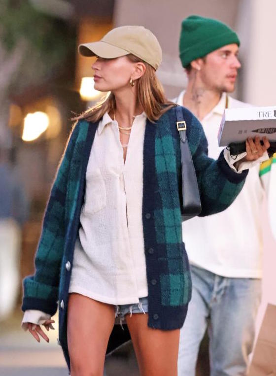 Montecito,Justin and Hailey Bieber comprano una pizza da asporto 
