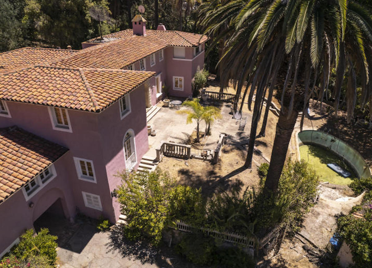  Bel Air, La villa abbandonata di Osama Bin Landen in vendita a 28 Milioni USD