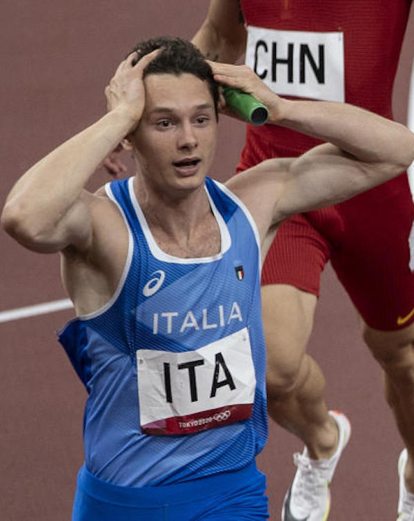Olimpiadi, la staffetta italiana  4X100 maschile vince la Medagia D'oro 