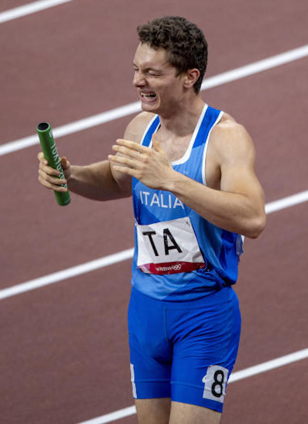 Olimpiadi, la staffetta italiana  4X100 maschile vince la Medagia D'oro 