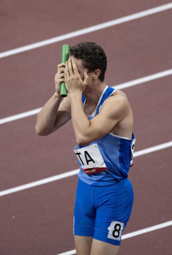 Olimpiadi, la staffetta italiana  4X100 maschile vince la Medagia D'oro 