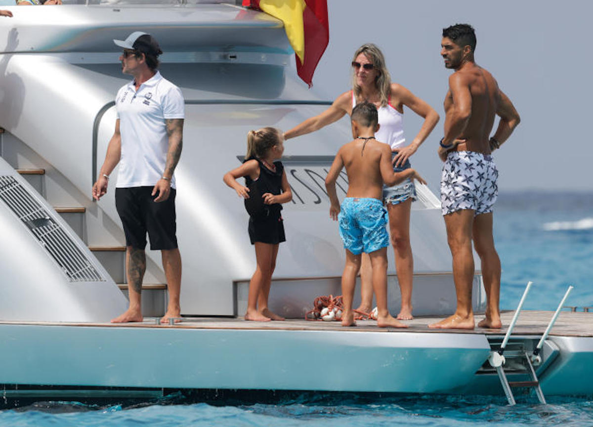 Ibiza , ultimo giorno di vacanza per Leo Messi  Luis Suarez e Cesc Fabregas 
