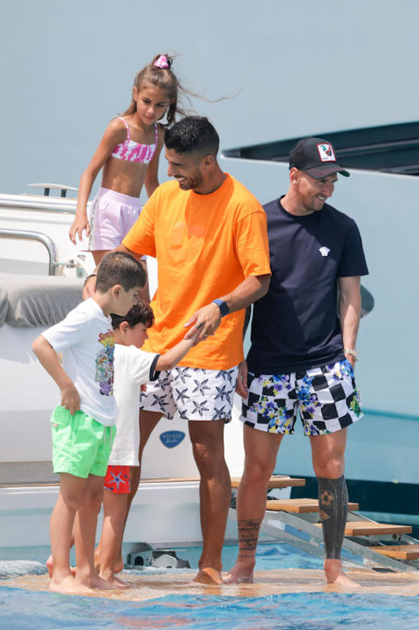 Ibiza , ultimo giorno di vacanza per Leo Messi  Luis Suarez e Cesc Fabregas 