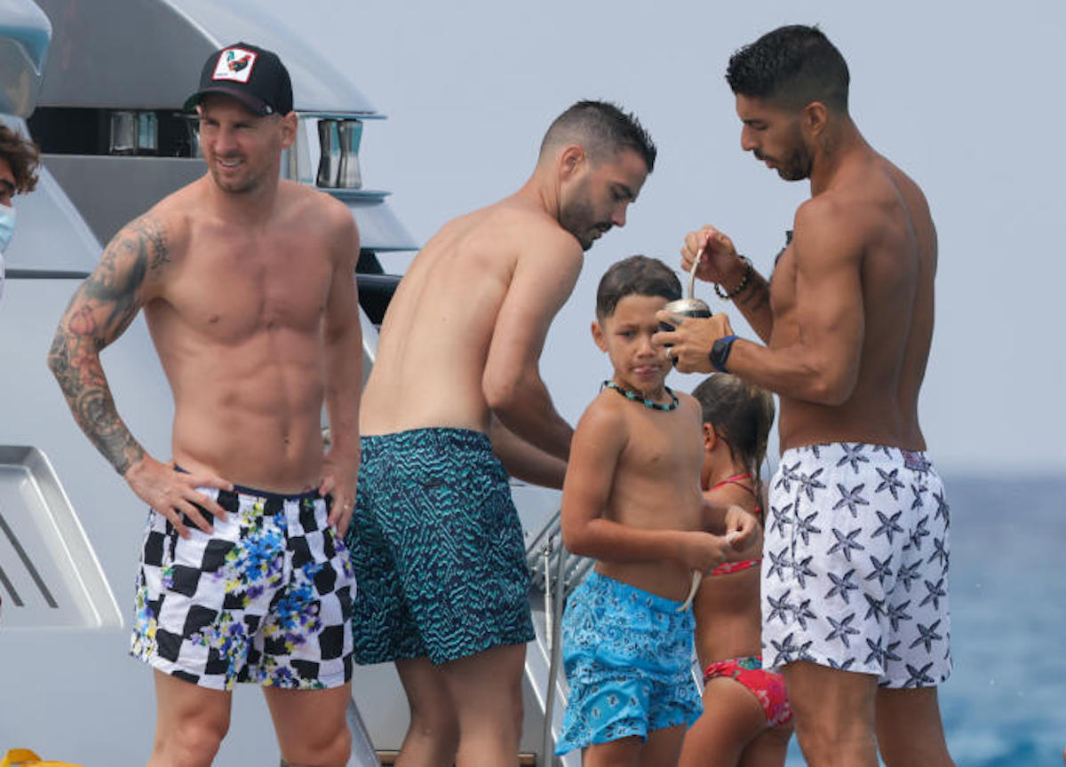 Ibiza , ultimo giorno di vacanza per Leo Messi  Luis Suarez e Cesc Fabregas 
