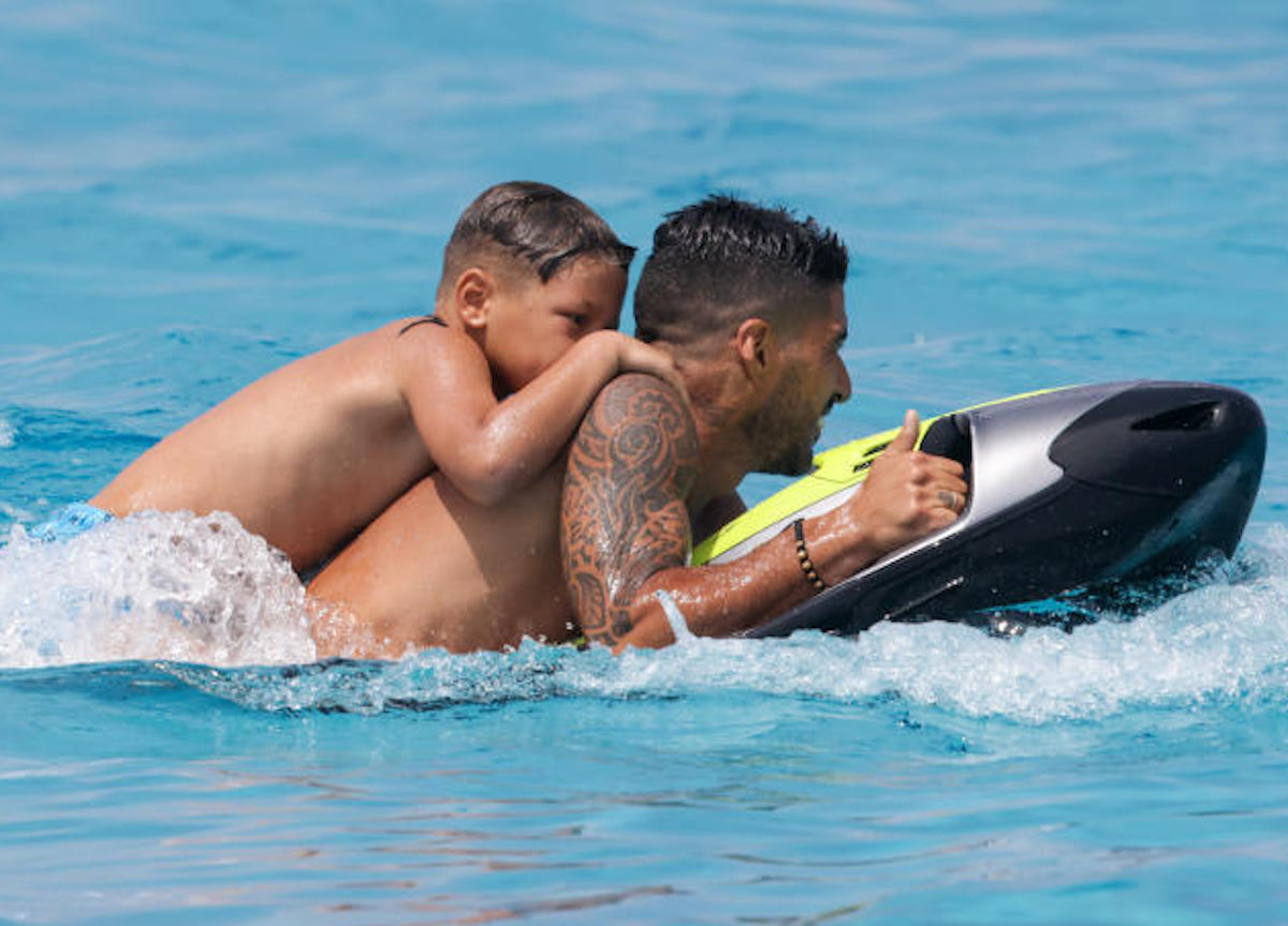 Ibiza , ultimo giorno di vacanza per Leo Messi  Luis Suarez e Cesc Fabregas 
