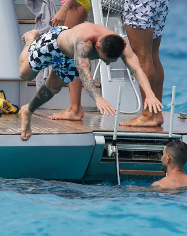 Ibiza , ultimo giorno di vacanza per Leo Messi  Luis Suarez e Cesc Fabregas 