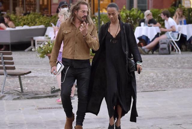 Portofino, Zoe Saldana con il marito Marco Perego ,cena tra baci e carezze 