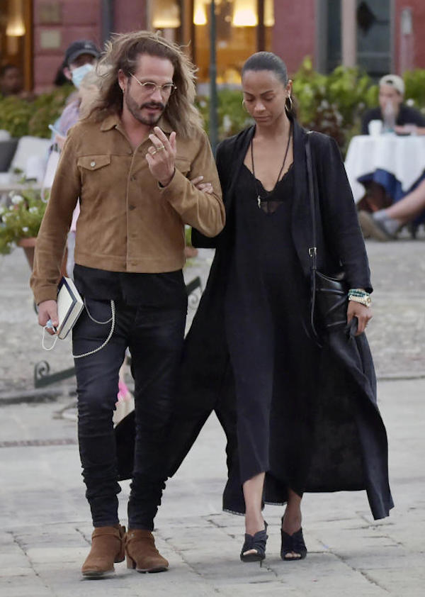 Portofino, Zoe Saldana con il marito Marco Perego ,cena tra baci e carezze 