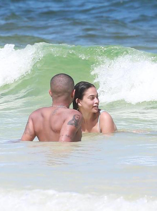  Tulum,Shanina Shayk e il fidanzato Matthew Adesuyan tra bagni e coccole   72 