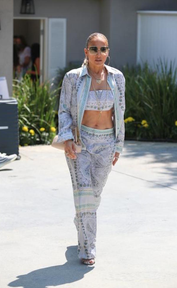 Los Angeles, Jennifer Lopez porta la figlia Emme al Day of Indulgence
