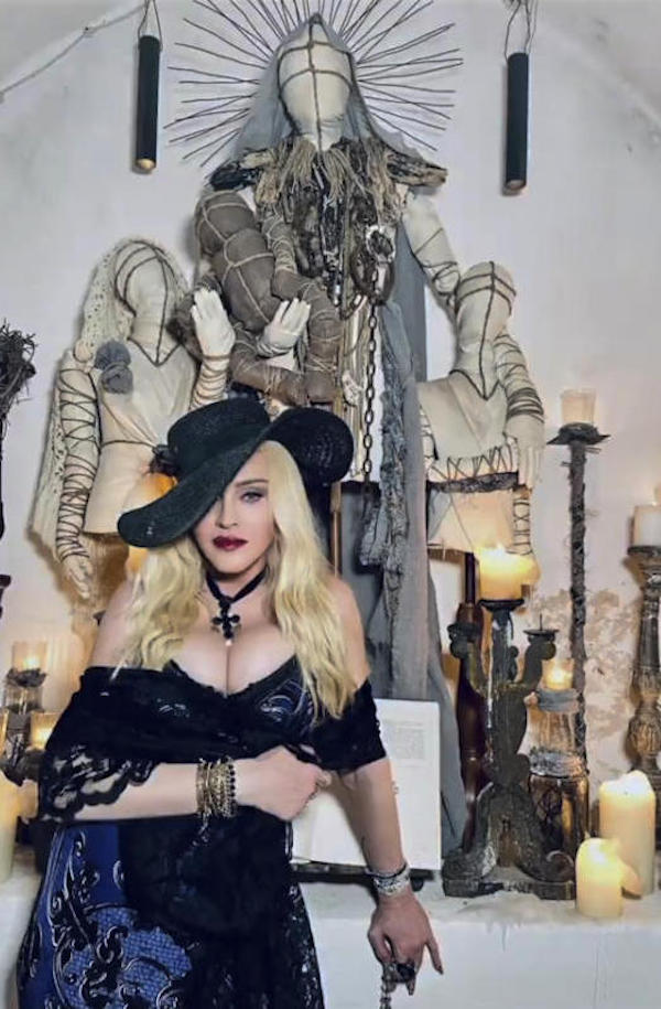 Puglia , Madonna e il suo fidanzato continuano a festeggiare il suo compleanno