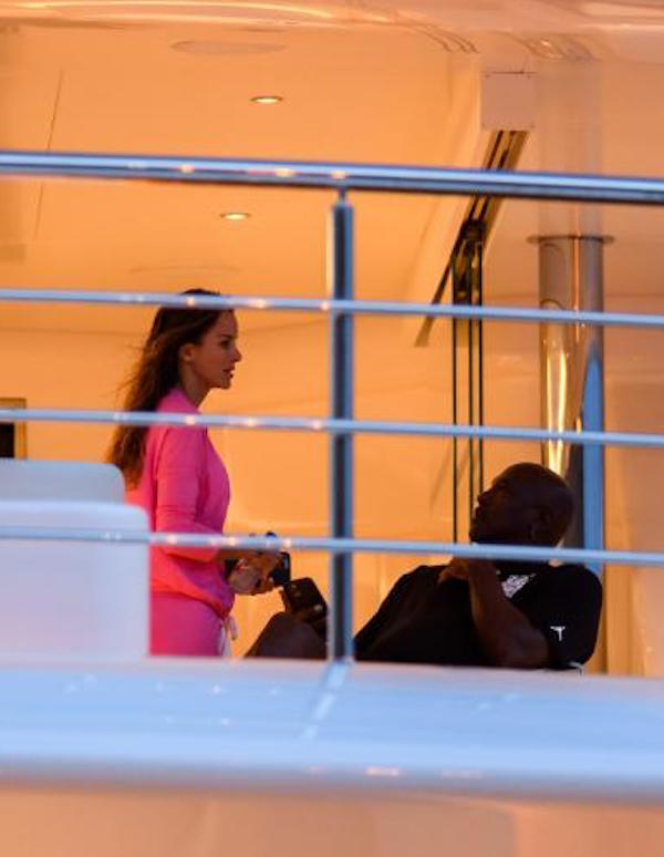 Croazia, Michael Jordan con la famiglia  in vacanza sul suo yacht di 95 metri 