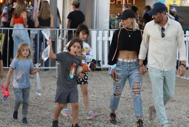 Brian Austin Green e famiglia trascorrono un pomeriggio Malibu Chili Cook Off
