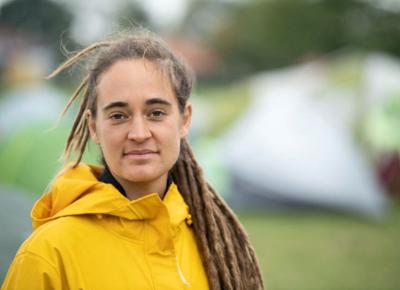 Rackete assolta perché "salvare persone è dovere e Libia non è porto sicuro"