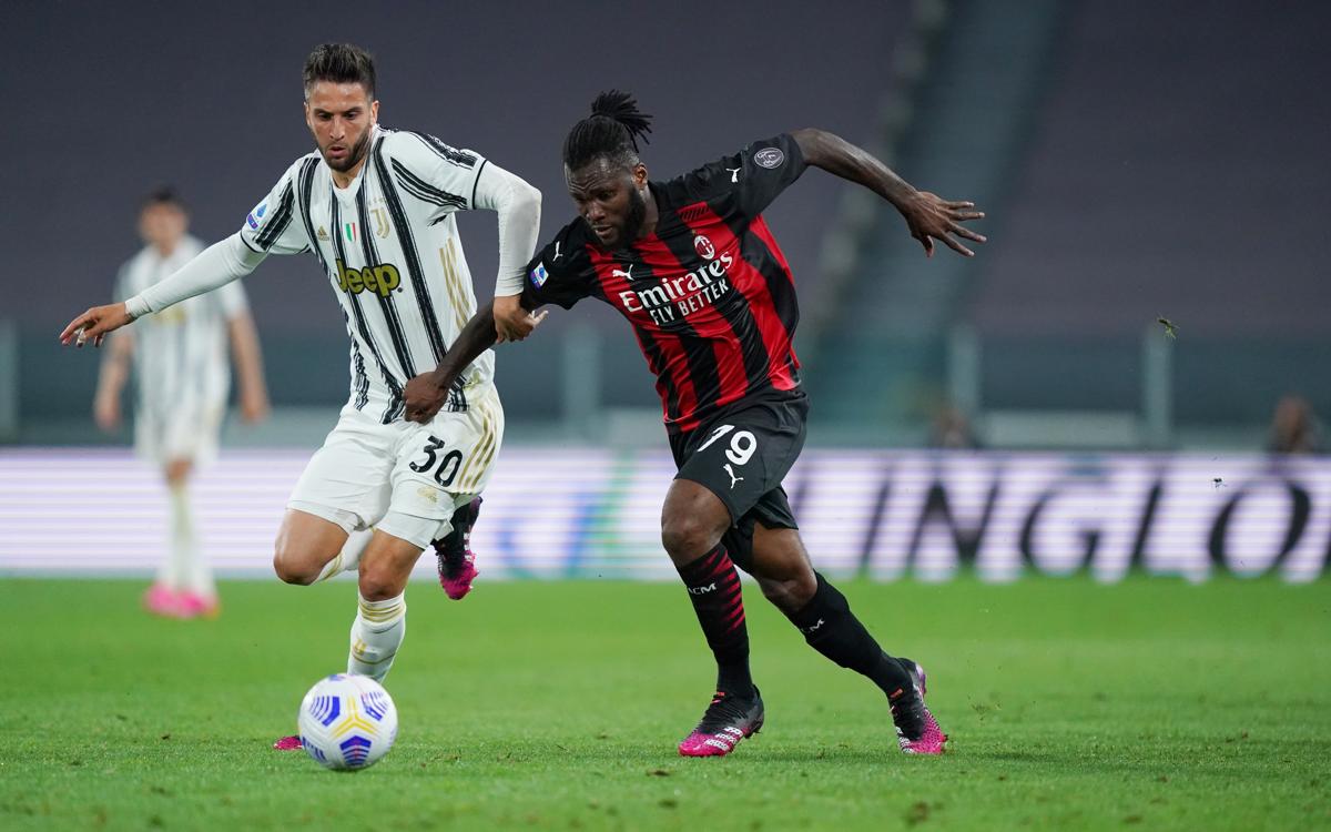 Kessie - Rabiot, Juventus-Milan (Lapresse) Kessie - Rabiot, Juventus-Milan (Lapresse)