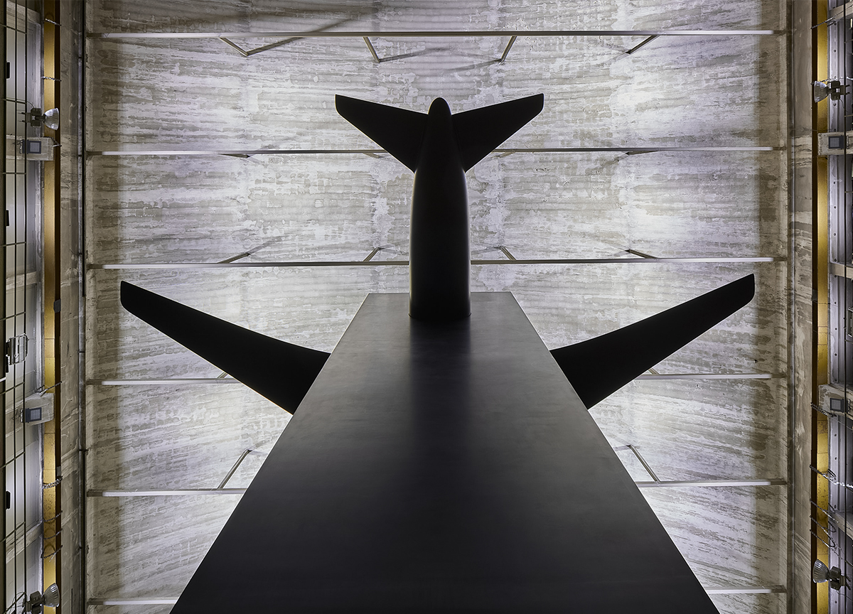Maurizio Cattelan, Blind, 2021. Courtesy Pirelli HangarBicocca Maurizio Cattelan, Blind, 2021. Courtesy Pirelli HangarBicocca