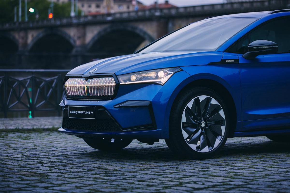 media ENYAQ SPORTLINE iV DPL 27