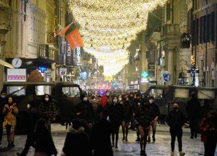 Natale: a Roma calano in consumi rispetto al 2021. L'allarme di Confcommercio