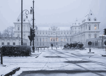 Meteo, tempesta di neve in pianura al Nord. Tra pochi giorni (tantissima)