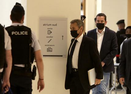 Sarkozy chiesti sei mesi di carcere per Sarkozy nel Processo Bygmalion Sarkozy chiesti sei mesi di carcere per Sarkozy nel Processo Bygmalion