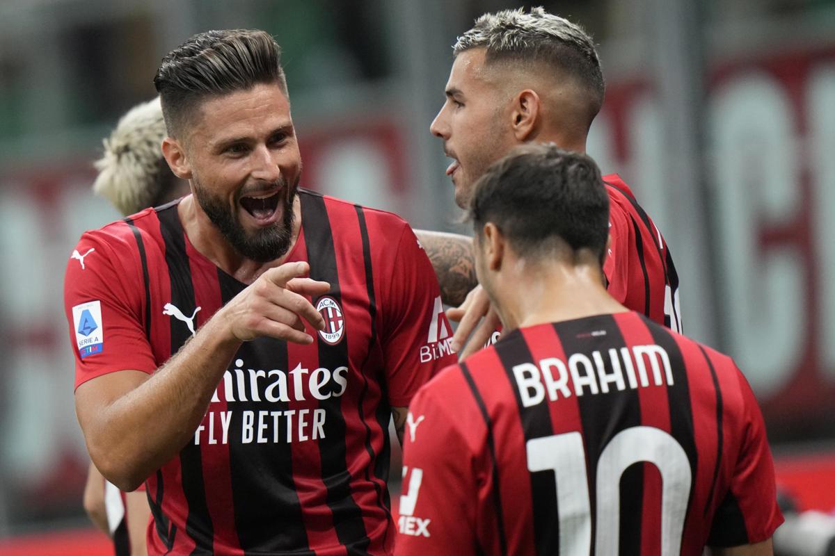 Olivier Giroud - Brahim Diaz (foto Lapresse) Olivier Giroud - Brahim Diaz (foto Lapresse)
