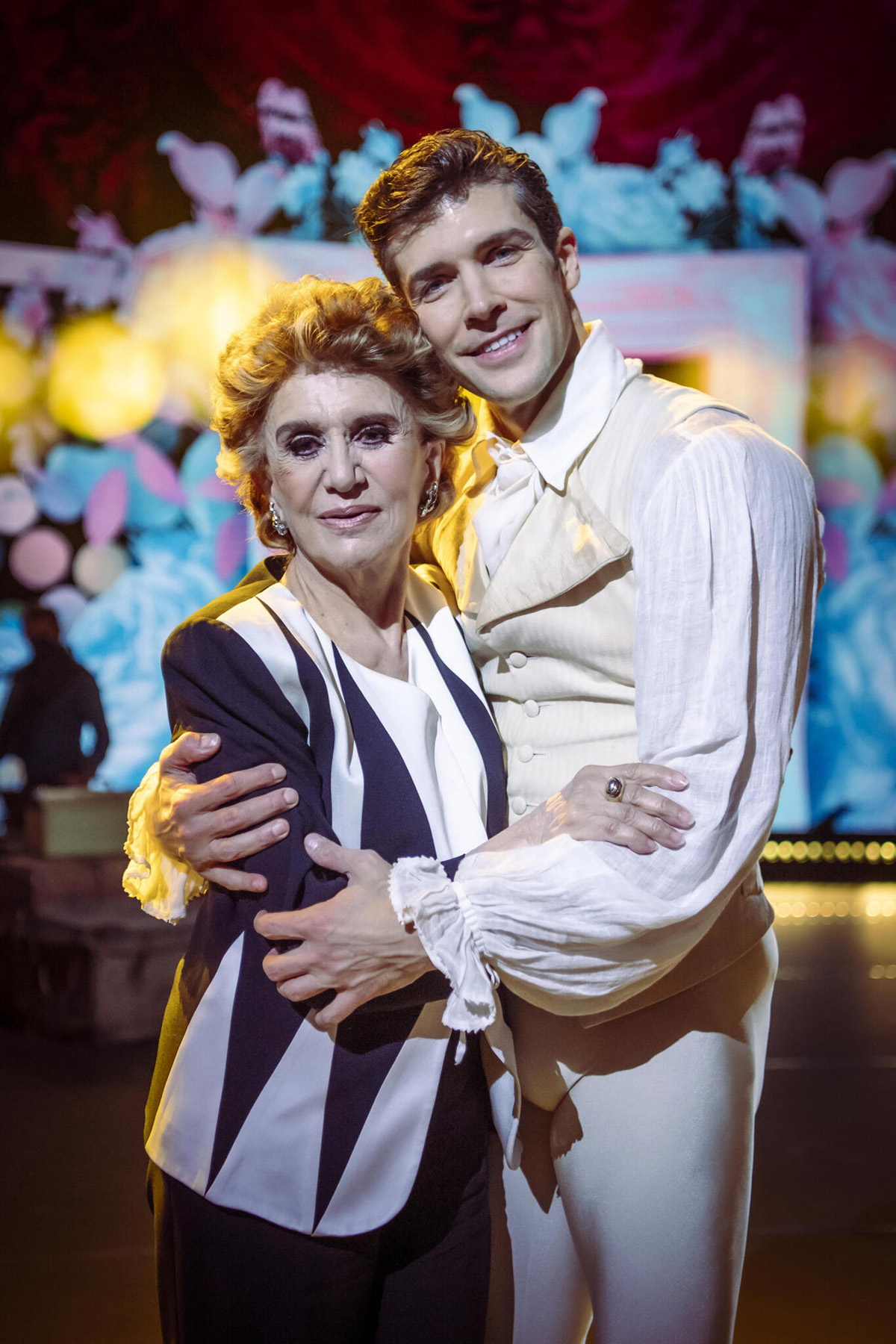 Roberto Bolle e Franca Leosini a "Danza con me" Roberto Bolle e Franca Leosini a "Danza con me"