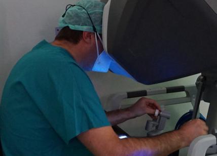 Al Papa Giovanni di Bergamo chirurgia robotica per il tumore del colon