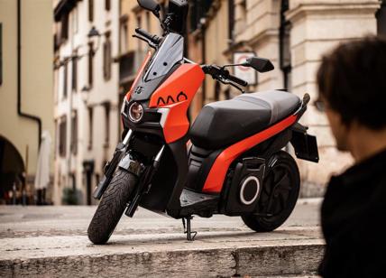 SEAT MÓ eScooter 125: il primo motociclo elettrico della Casa di Barcellona