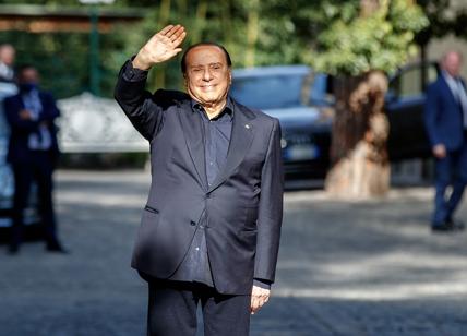 Berlusconi presidente della Repubblica, mancano 14 voti. Inside clamoroso