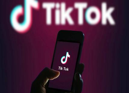 TikTok, il Copasir accende i fari sull'app: "Possibile spionaggio cinese"