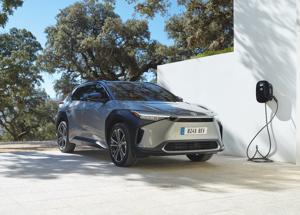 Toyota bZ4X, nato per essere 100% elettrico