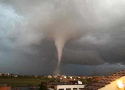 Allarme maltempo: tornado, tromba d'aria, frane, allagamenti e nubifragio