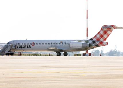 Volotea, per Ita la prima batosta: alla low cost i voli agevolati per Sardegna