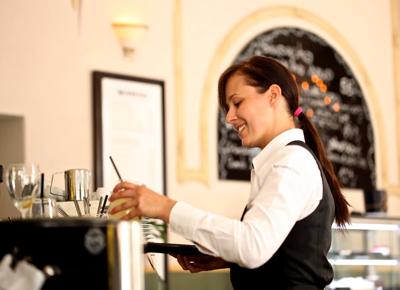 cameriera hotel ristorante donna ragazza lavoro
