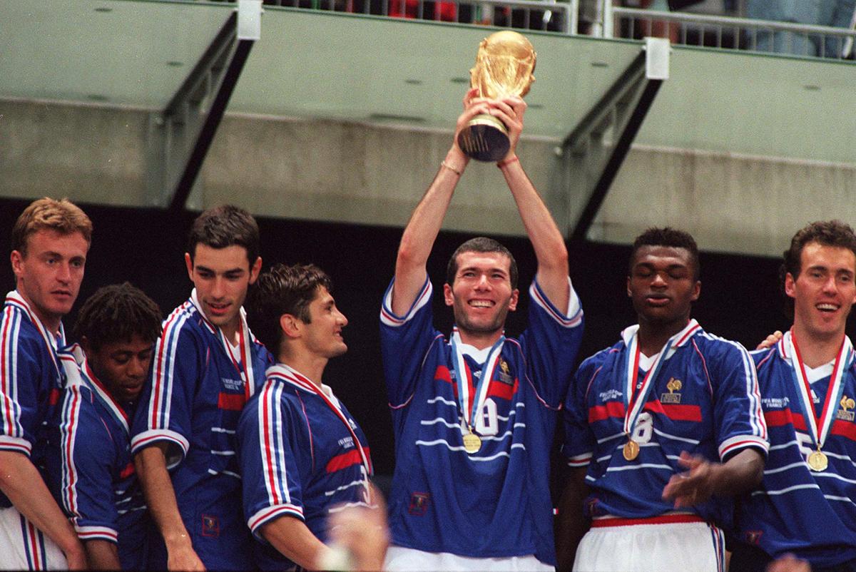 ZINEDINE ZIDANE (foto Lapresse) ZINEDINE ZIDANE (foto Lapresse)