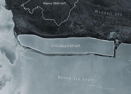 Antartide, si stacca un iceberg da record. Nuova Zelanda: ricostruiamo la base