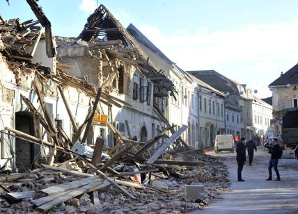 Terremoto Croazia Magnitudo Oltre 6 Morti Crollati Molti Edifici Video Affaritaliani It